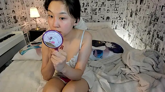 Snapshot of Minami_686 chatting on 02-27-26, 02:17 Minami 686 online show from 02-27-26, 02:17