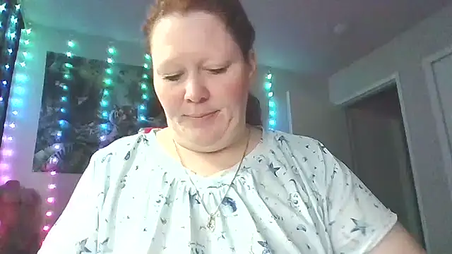 fatfabulous1981 online show from 11-13-25, 08:52