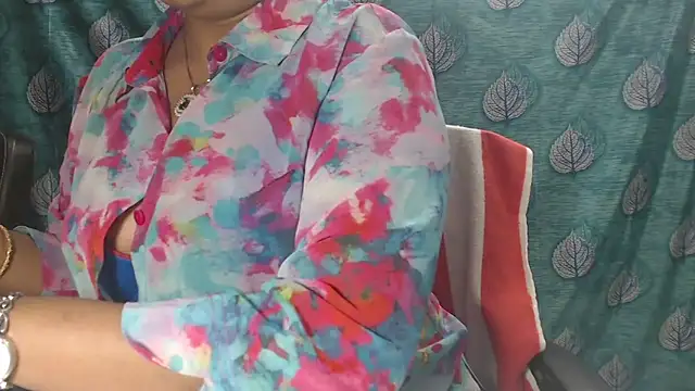 Sophia your online show from 03-01-25, 03:38