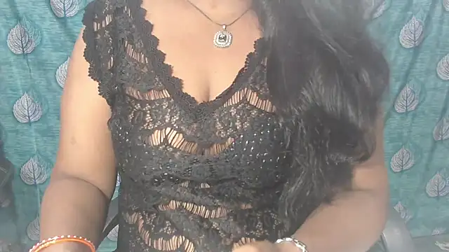 Sophia your online show from 10-15-25, 05:07