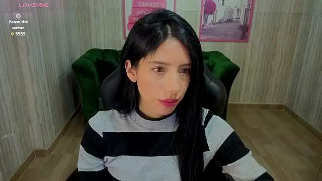 Snapshot of jess_1a chatting on 07-25-26, 12:58 jess 1a online show from 07-25-26, 12:58