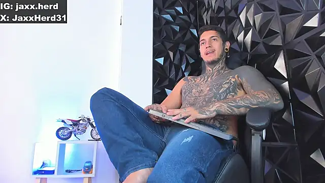 JAXXXONHERD online show from 02-12-25, 04:00