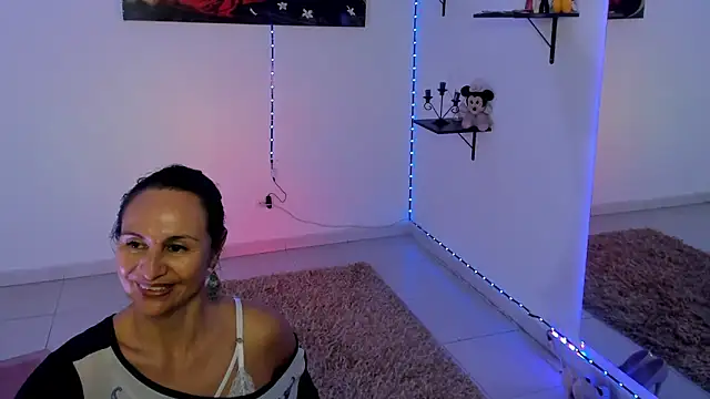 Snapshot of lollita_23_ chatting on 02-25-25, 07:25 lollita 23 online show from 02-25-25, 07:25