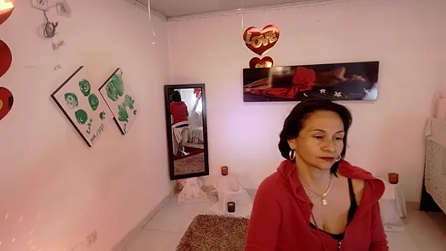 lollita 23  online show from 05-06-26, 07:19