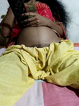 Snapshot of Tujo_islam chatting on 10-20-25, 11:32 Tujo islam online show from 10-20-25, 11:32