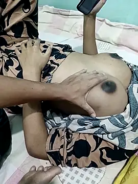 Snapshot of Tujo_islam chatting on 11-29-25, 05:49 Tujo islam online show from 11-29-25, 05:49