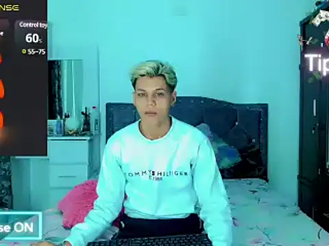 Liamscott  online show from 03-06-25, 02:30