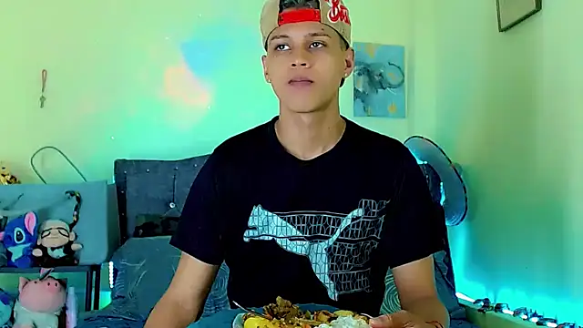 Liamscott  online show from 03-26-26, 09:09