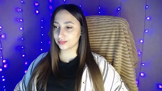 Snapshot of QueenOfAngels chatting on 01-16-25, 08:00 QueenOfAngels online show from 01-16-25, 08:00