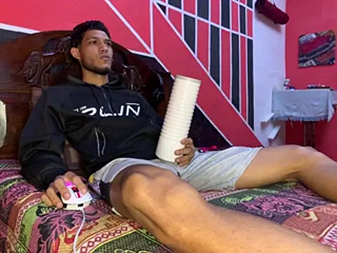 tanned boy online show from 06-09-26, 01:12