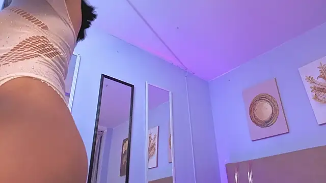 sarah cruzz  online show from 03-26-26, 01:33