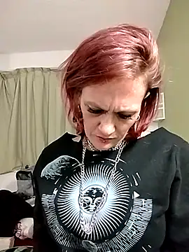 Snapshot of renegade_vyxxen chatting on 03-13-25, 05:00 renegade vyxxen online show from 03-13-25, 05:00