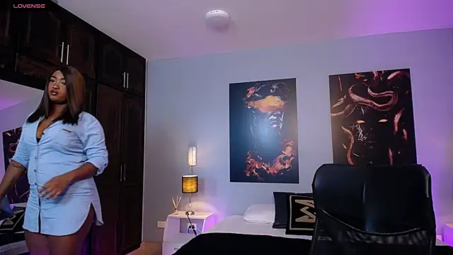 JasmineCampbell  online show from 10-28-25, 08:22