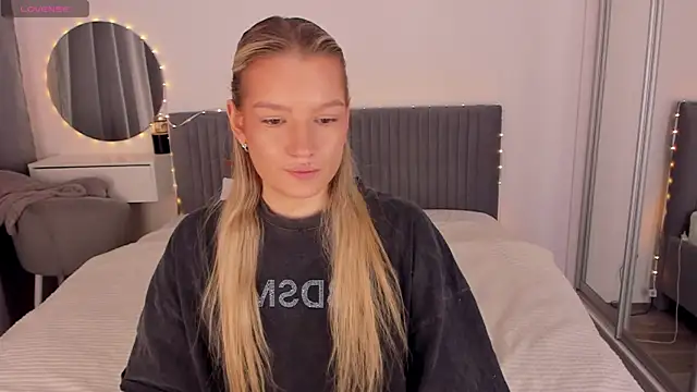 CassieRayss online show from 04-22-26, 10:28