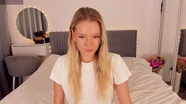 CassieRayss online show from 07-30-26, 11:09