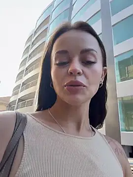 Snapshot of AngelinaTeller chatting on 04-06-26, 01:03 AngelinaTeller online show from 04-06-26, 01:03