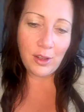 Snapshot of xsexycurvymilf chatting on 12-05-24, 12:11 xsexycurvymilf online show from 12-05-24, 12:11