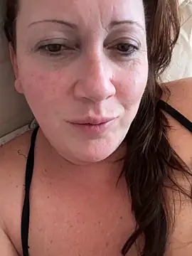 Snapshot of xsexycurvymilf chatting on 03-08-25, 07:27 xsexycurvymilf online show from 03-08-25, 07:27