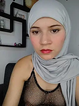 hanaa 18 online show from 11-26-25, 04:24