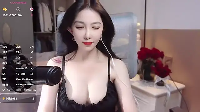 Snapshot of vyizh- chatting on 01-03-25, 06:11 vyizh- online show from 01-03-25, 06:11