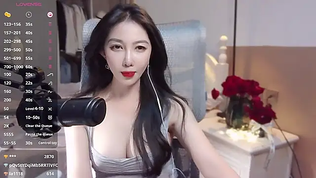 Snapshot of vyizh- chatting on 01-03-25, 04:37 vyizh- online show from 01-03-25, 04:37