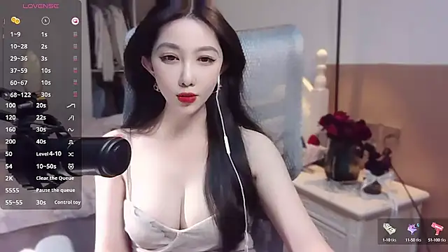 Snapshot of vyizh- chatting on 01-08-25, 02:03 vyizh- online show from 01-08-25, 02:03