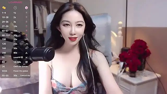 Snapshot of vyizh- chatting on 01-10-25, 01:52 vyizh- online show from 01-10-25, 01:52