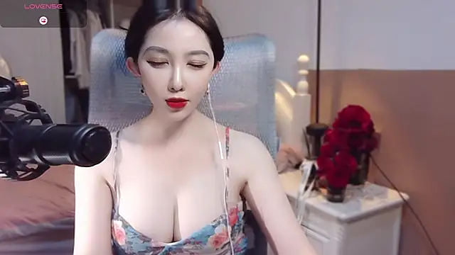 Snapshot of vyizh- chatting on 01-12-25, 01:48 vyizh- online show from 01-12-25, 01:48