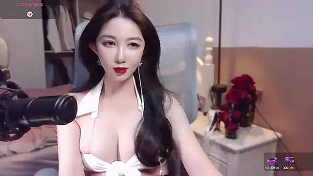 Snapshot of vyizh- chatting on 01-14-25, 04:40 vyizh- online show from 01-14-25, 04:40