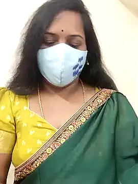 Snapshot of Susma-Telugu chatting on 12-18-24, 11:13 Susma-Telugu online show from 12-18-24, 11:13