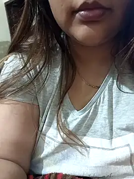 Snapshot of _Redwine_ chatting on 01-27-25, 01:09 Redwine online show from 01-27-25, 01:09