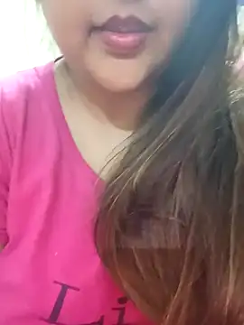 Snapshot of _Redwine_ chatting on 02-14-25, 05:03 Redwine online show from 02-14-25, 05:03