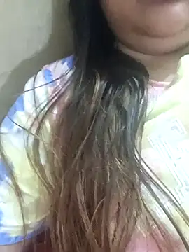 Snapshot of _Redwine_ chatting on 02-27-25, 07:47 Redwine online show from 02-27-25, 07:47