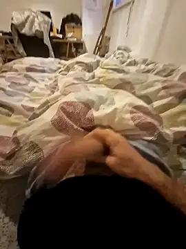 Snapshot of MarkBigDick35 chatting on 12-19-24, 04:24 MarkBigDick35 online show from 12-19-24, 04:24