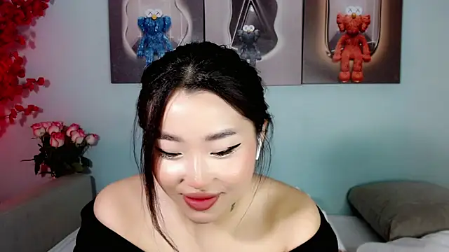 Snapshot of ichiben chatting on 01-05-25, 09:48 ichiben online show from 01-05-25, 09:48