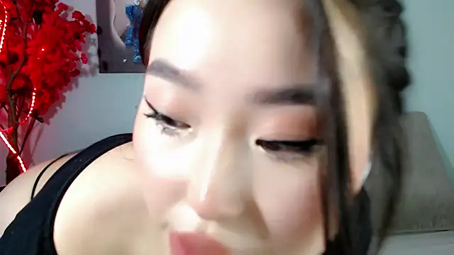 Snapshot of ichiben chatting on 02-04-25, 09:10 ichiben online show from 02-04-25, 09:10