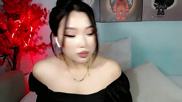 Snapshot of ichiben chatting on 09-25-25, 07:17 ichiben online show from 09-25-25, 07:17