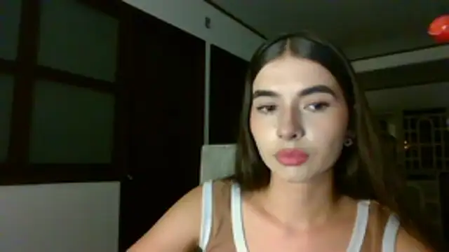 Coralinee 01 online show from 01-08-26, 12:24