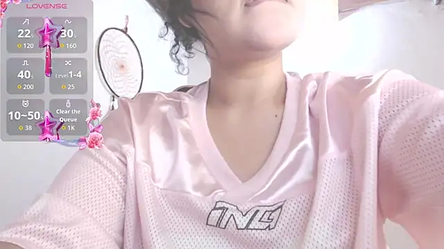 Amara18  online show from 11-25-25, 02:17