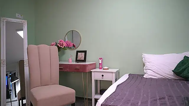 HaileyMoonn online show from 09-15-25, 03:50