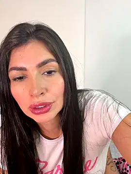 Snapshot of temptation_sweet chatting on 09-09-25, 09:14 temptation sweet online show from 09-09-25, 09:14