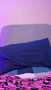 Snapshot of temptation_sweet chatting on 10-26-25, 03:40 temptation sweet online show from 10-26-25, 03:40