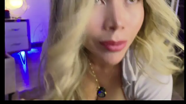 Ammy Castro online show from 07-23-26, 01:58