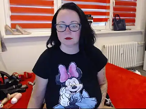 Snapshot of Alexie33 chatting on 02-27-25, 08:17 Alexie33 online show from 02-27-25, 08:17