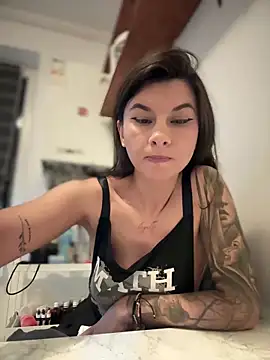 Simply the best online show from 03-10-25, 06:23