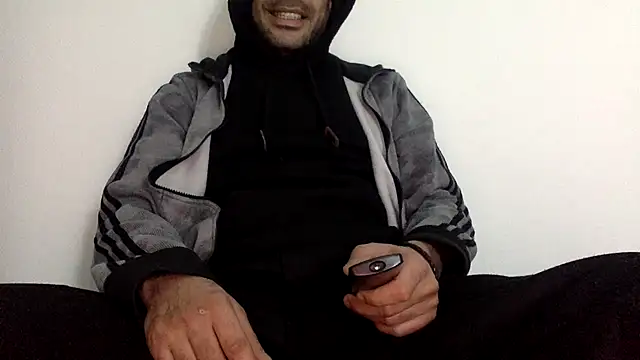 Snapshot of molozeb chatting on 02-09-26, 08:24 molozeb online show from 02-09-26, 08:24