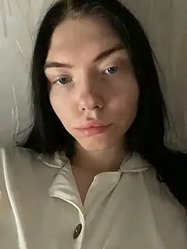 Lisaaa Alisa online show from 03-06-25, 07:43