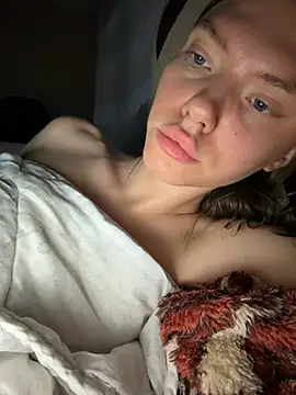 Lisaaa Alisa online show from 06-16-26, 10:23
