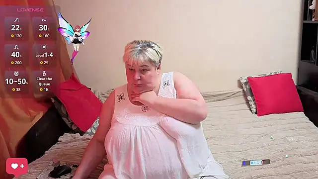 Klio5678 online show from 10-24-25, 09:49