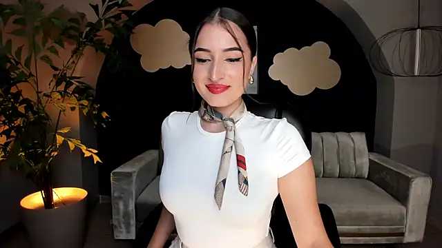 Snapshot of DominiqueVega chatting on 02-26-25, 08:33 DominiqueVega online show from 02-26-25, 08:33